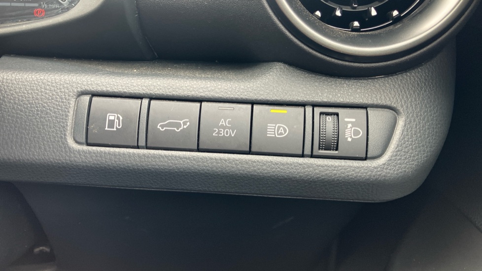 Toyota C-HR 2.0 PHEV GR Sport 5dr CVT Hatchback - Image 71
