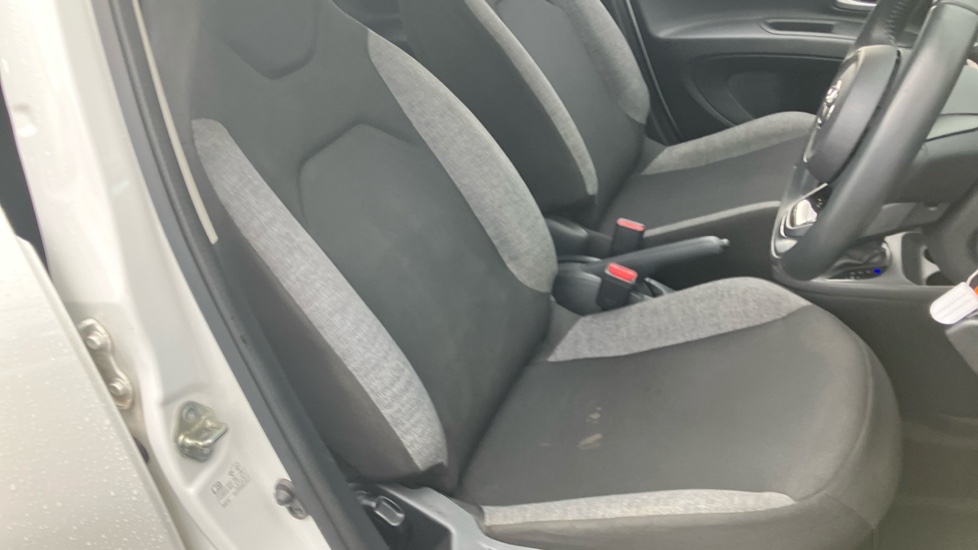 Toyota Aygo X 1.0 VVT-i Pure 5dr Auto Petrol Hatchback - Image 17