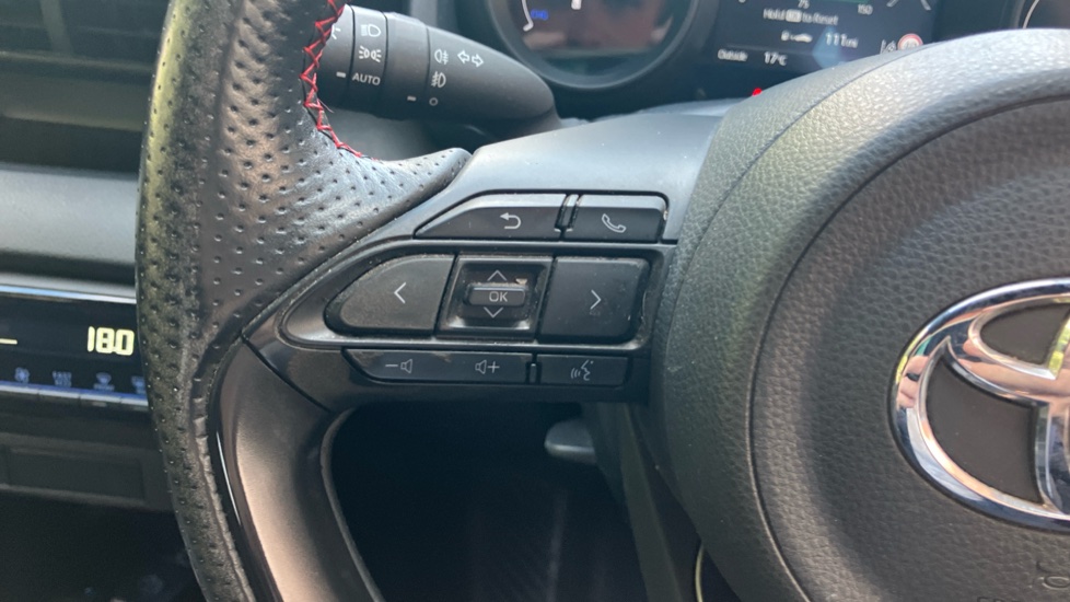 Toyota Yaris 1.5 Hybrid GR Sport 5dr CVT Hybrid Hatchback - Image 41