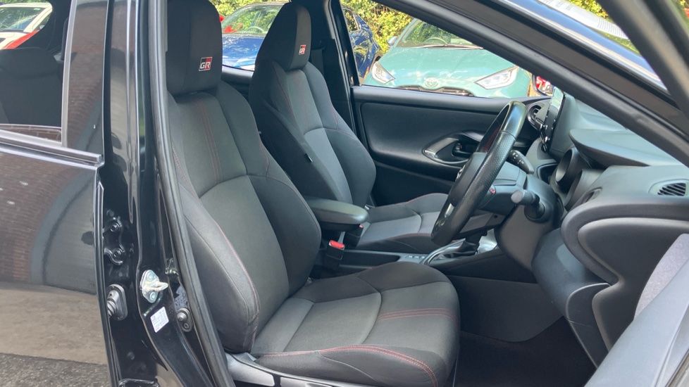 Toyota Yaris 1.5 Hybrid GR Sport 5dr CVT Hybrid Hatchback - Image 60