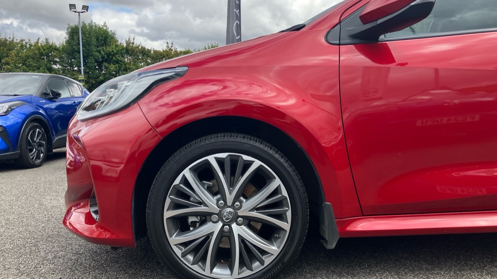 Toyota Yaris 1.5 Hybrid Excel 5dr CVT Hybrid Hatchback - Image 25