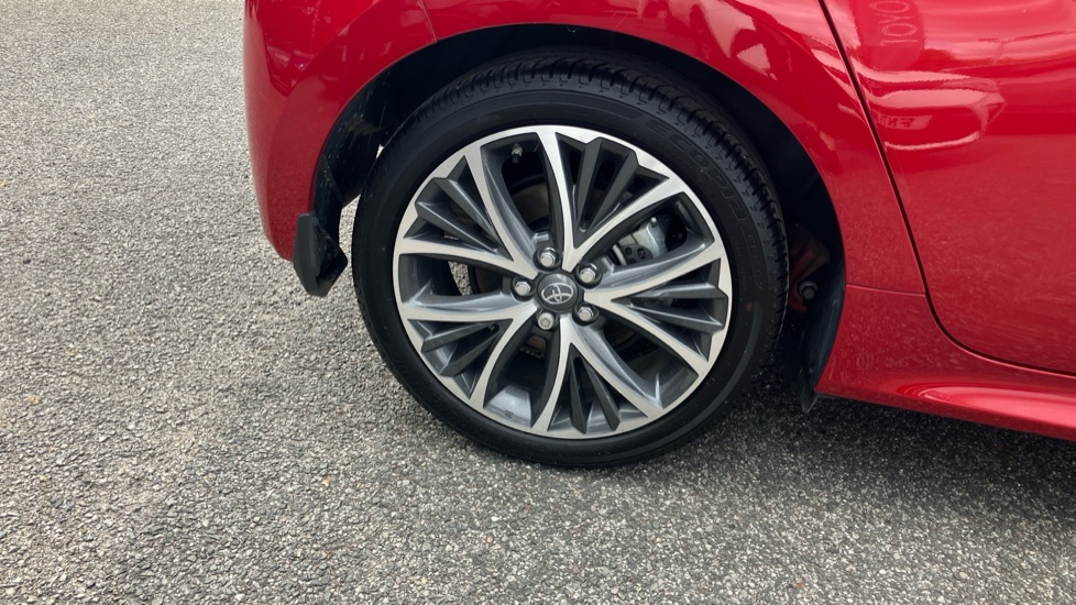 Toyota Yaris 1.5 Hybrid Excel 5dr CVT Hybrid Hatchback - Image 56