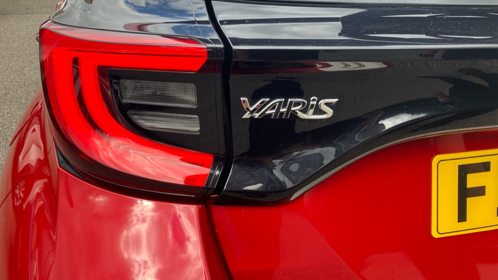 Toyota Yaris 1.5 Hybrid Excel 5dr CVT Hybrid Hatchback - Image 58