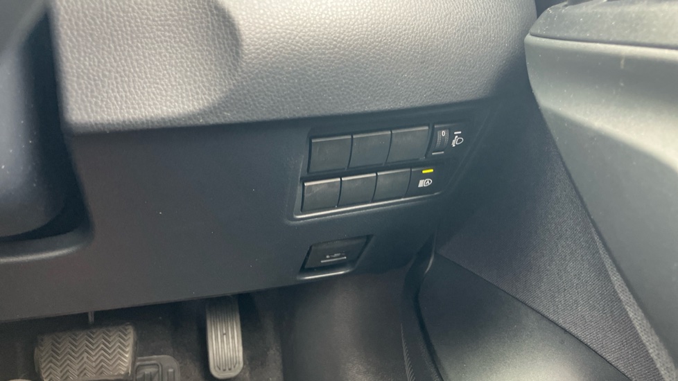 Toyota Yaris 1.5 Hybrid Excel 5dr CVT Hybrid Hatchback - Image 67