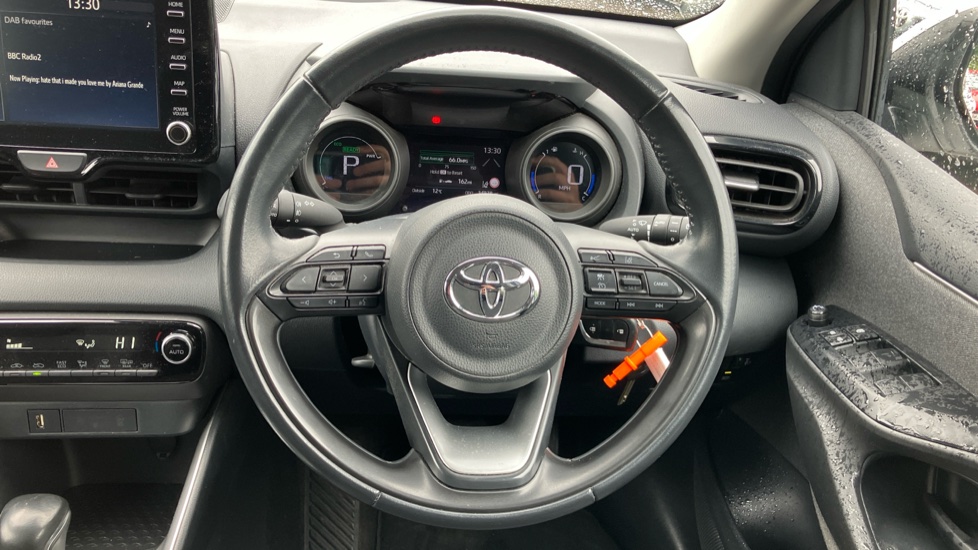 Toyota Yaris 1.5 Hybrid Design 5dr CVT Hybrid Hatchback - Image 7