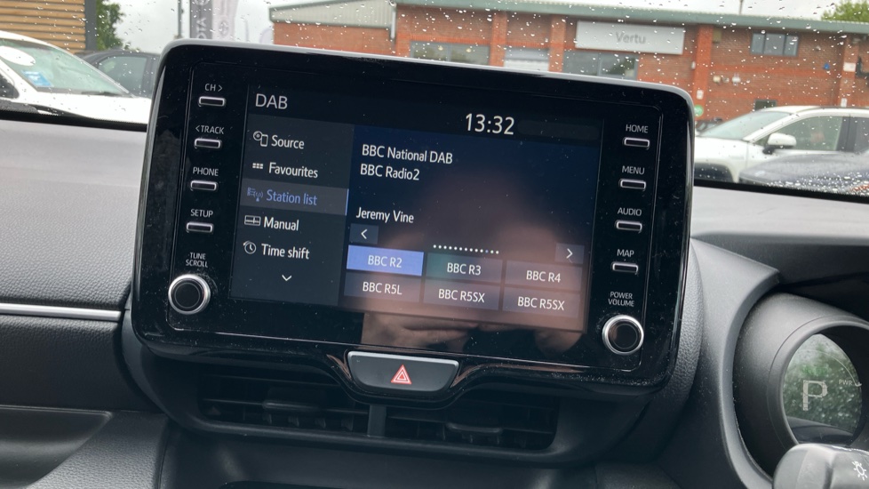 Toyota Yaris 1.5 Hybrid Design 5dr CVT Hybrid Hatchback - Image 48