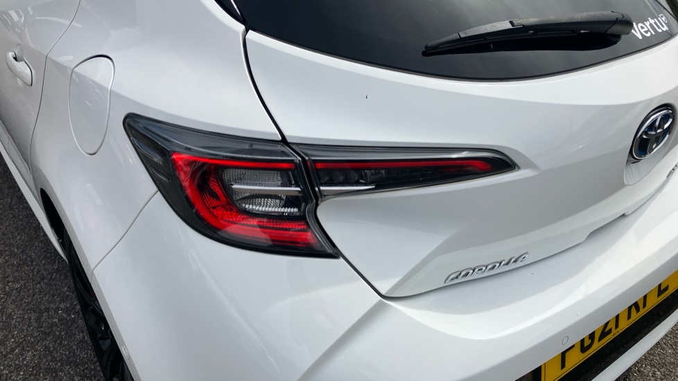 Toyota Corolla 1.8 VVT-i Hybrid Design 5dr CVT Hybrid Hatchback - Image 21