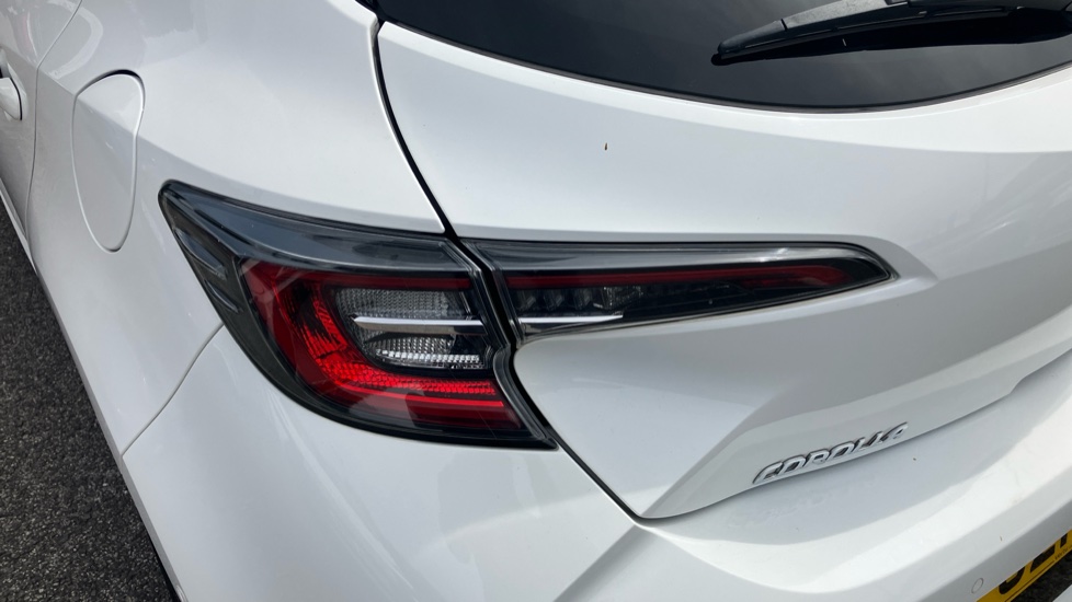 Toyota Corolla 1.8 VVT-i Hybrid Design 5dr CVT Hybrid Hatchback - Image 46