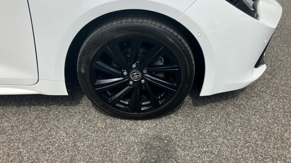 Toyota Corolla 1.8 VVT-i Hybrid Design 5dr CVT Hybrid Hatchback - Image 57