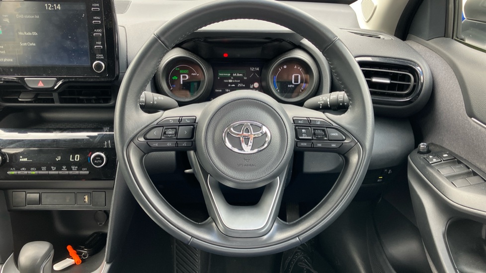 Toyota Yaris Cross 1.5 Hybrid Icon 5dr CVT Hybrid Estate - Image 10