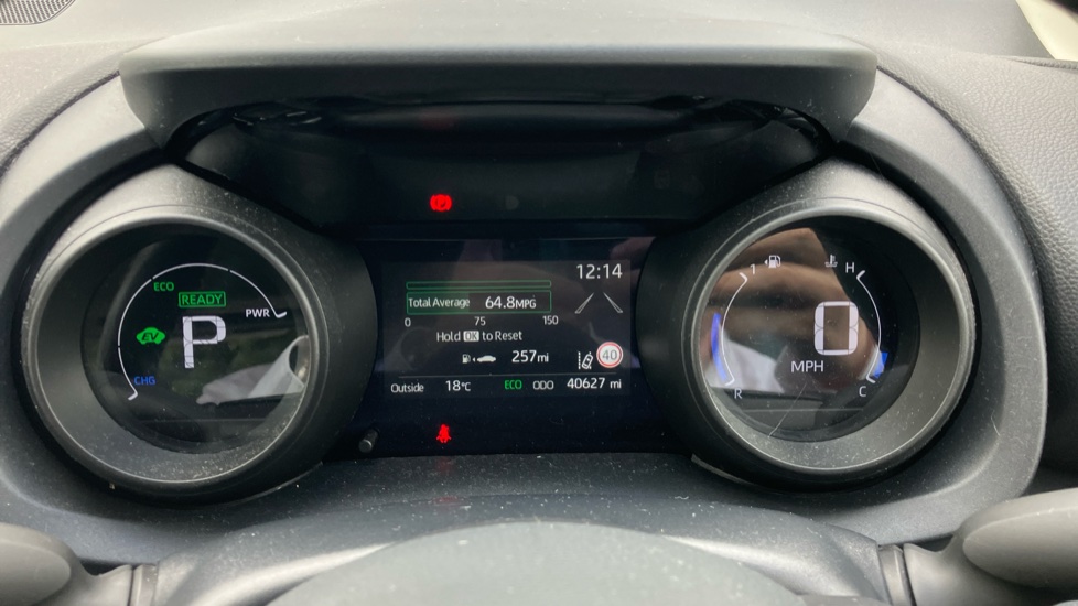 Toyota Yaris Cross 1.5 Hybrid Icon 5dr CVT Hybrid Estate - Image 11
