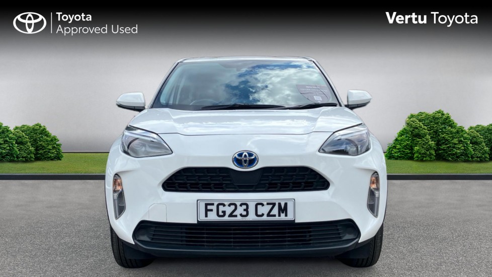 Toyota Yaris Cross 1.5 Hybrid Icon 5dr CVT Hybrid Estate - Image 22