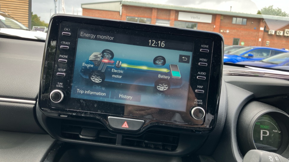 Toyota Yaris Cross 1.5 Hybrid Icon 5dr CVT Hybrid Estate - Image 46