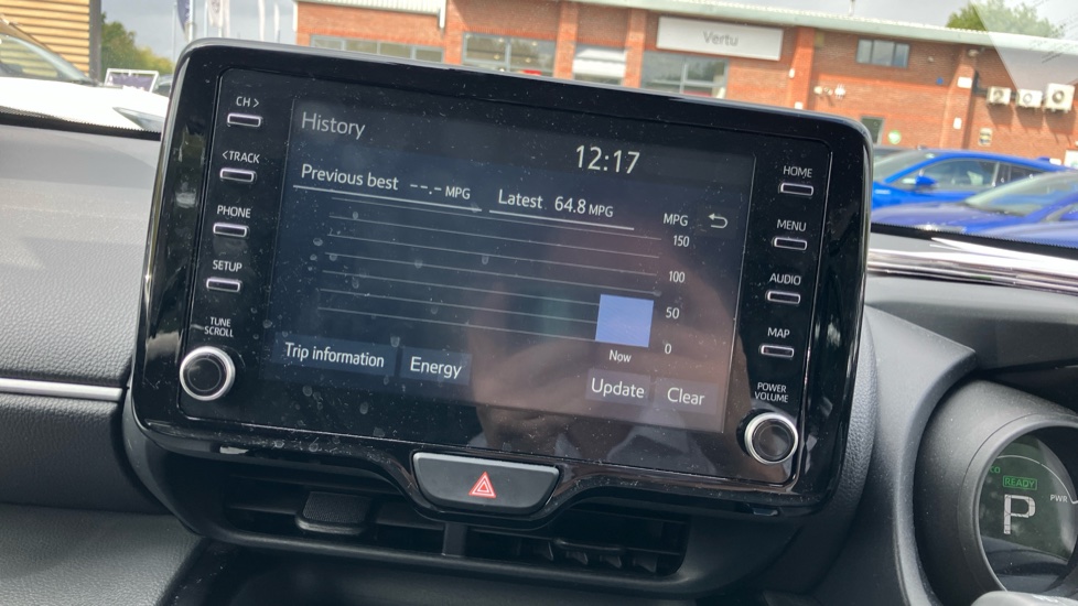 Toyota Yaris Cross 1.5 Hybrid Icon 5dr CVT Hybrid Estate - Image 72