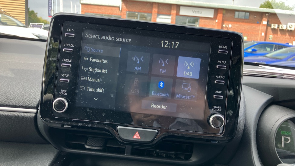 Toyota Yaris Cross 1.5 Hybrid Icon 5dr CVT Hybrid Estate - Image 73