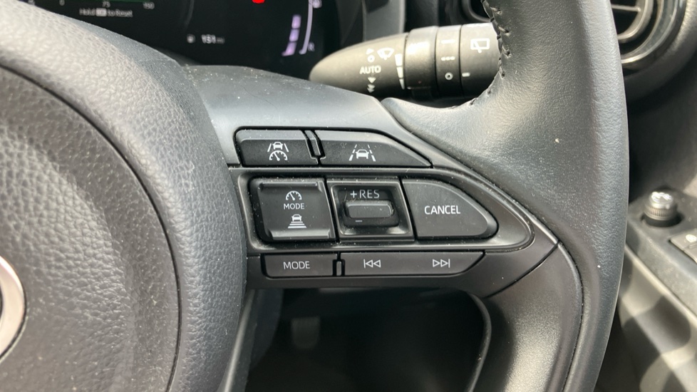 Toyota Yaris Cross 1.5 Hybrid Design 5dr CVT Hybrid Estate - Image 32