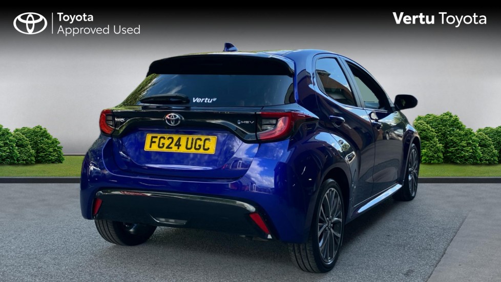 Toyota Yaris 1.5 Hybrid Excel 5dr CVT Hybrid Hatchback - Image 2