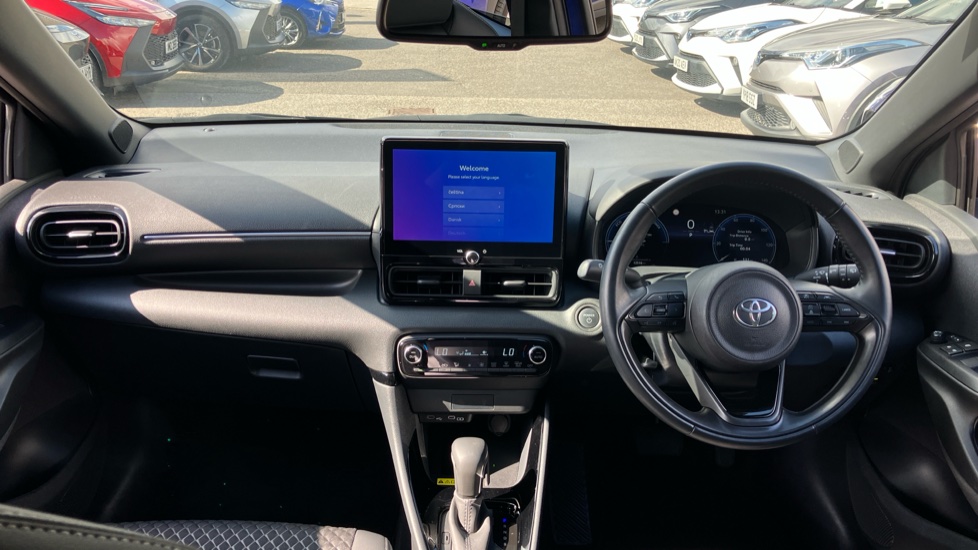Toyota Yaris 1.5 Hybrid Excel 5dr CVT Hybrid Hatchback - Image 6