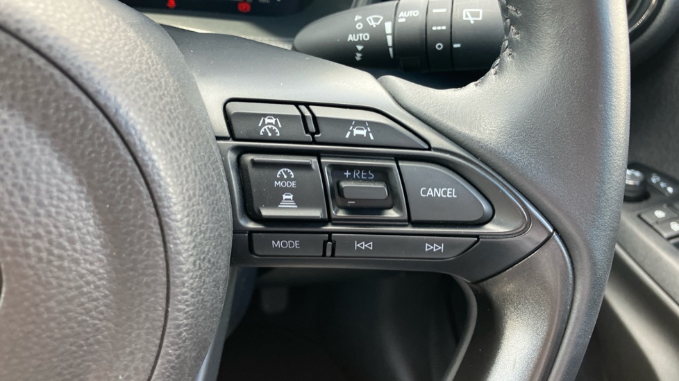 Toyota Yaris 1.5 Hybrid Excel 5dr CVT Hybrid Hatchback - Image 32