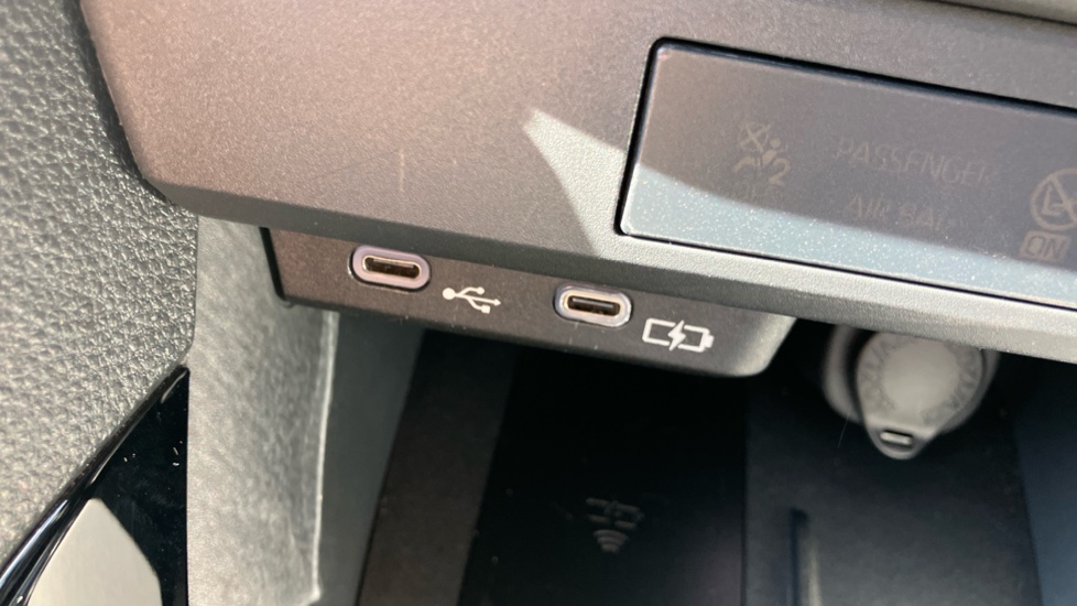 Toyota Yaris 1.5 Hybrid Excel 5dr CVT Hybrid Hatchback - Image 39