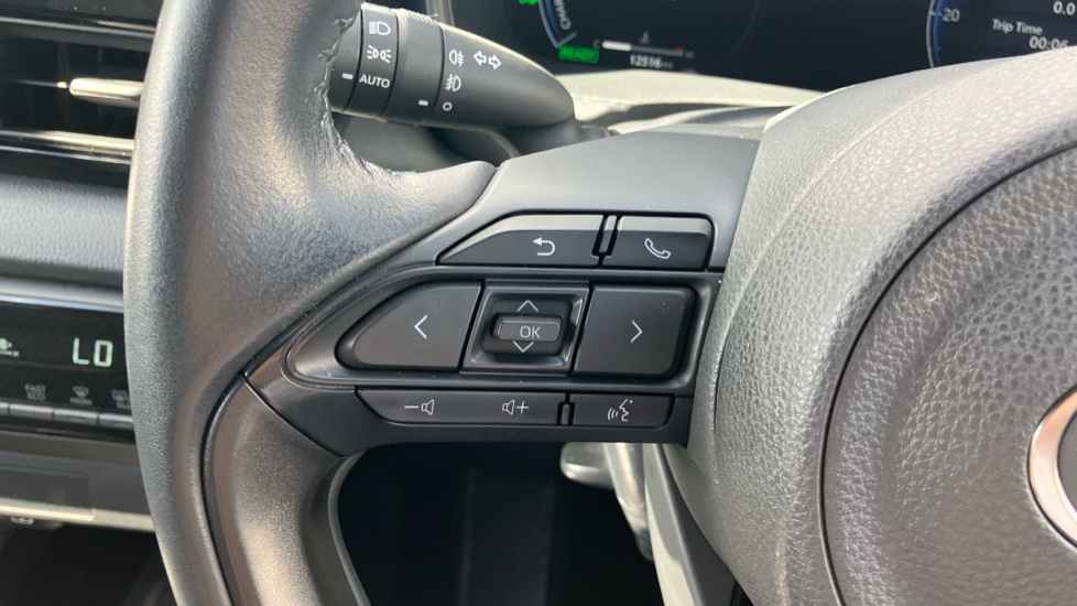 Toyota Yaris 1.5 Hybrid Excel 5dr CVT Hybrid Hatchback - Image 43