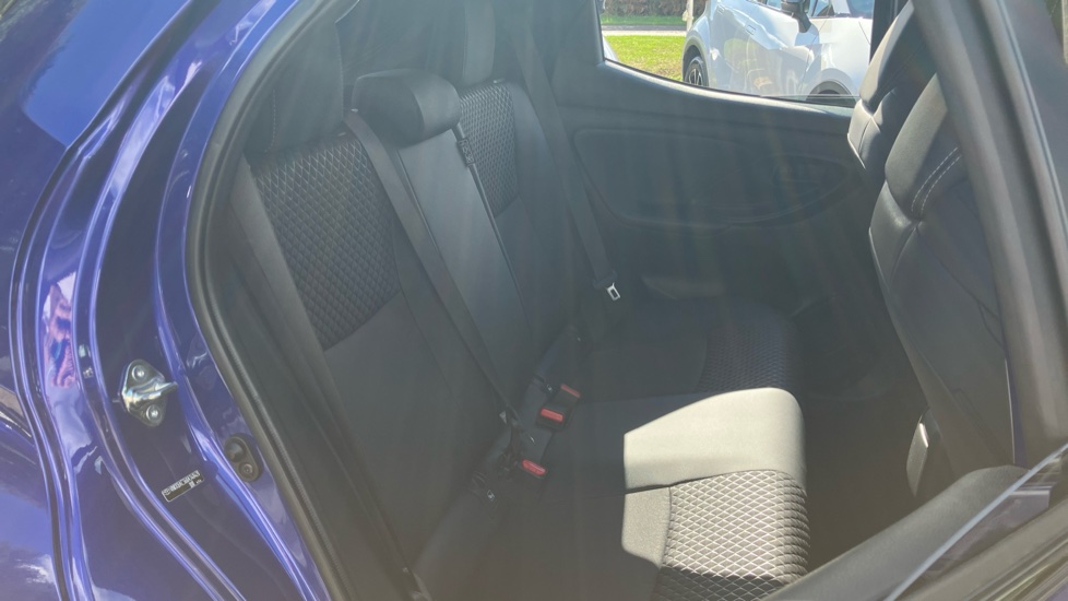 Toyota Yaris 1.5 Hybrid Excel 5dr CVT Hybrid Hatchback - Image 60