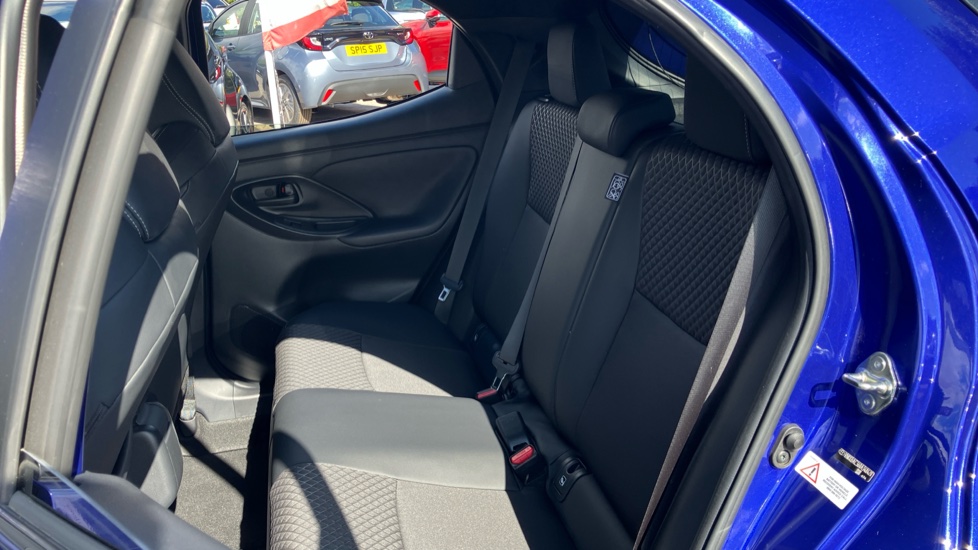 Toyota Yaris 1.5 Hybrid Excel 5dr CVT Hybrid Hatchback - Image 61