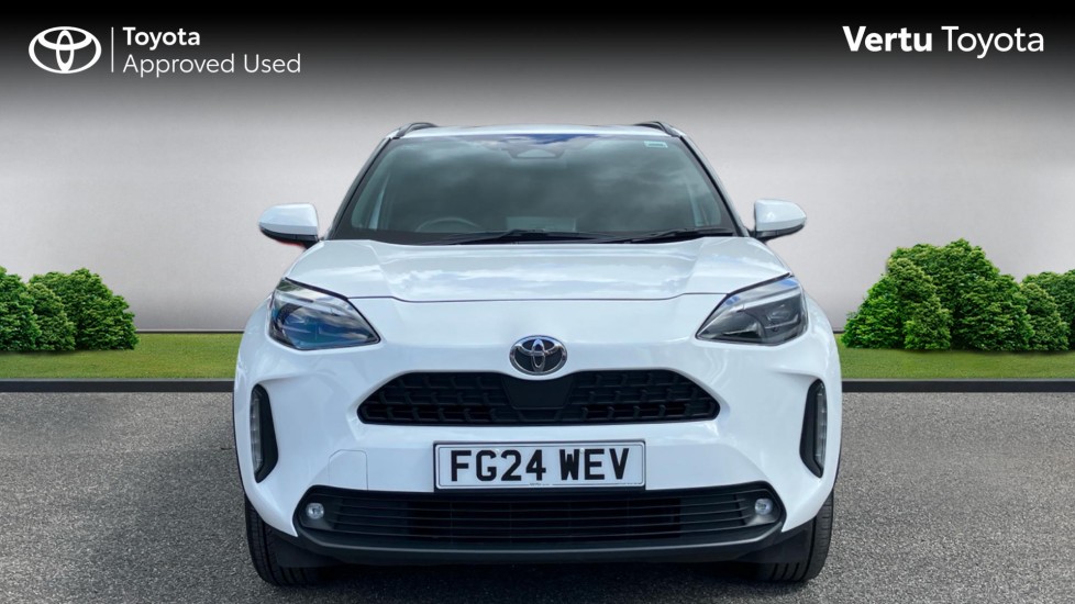 Toyota Yaris Cross 1.5 Hybrid Design 5dr CVT Hybrid Estate - Image 22