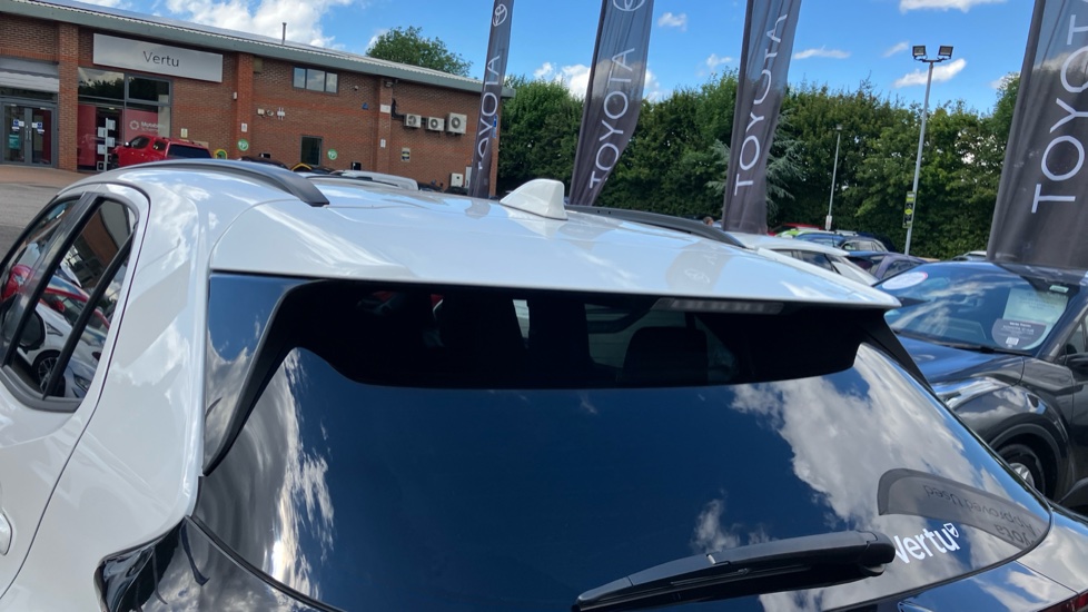 Toyota Yaris Cross 1.5 Hybrid Design 5dr CVT Hybrid Estate - Image 31