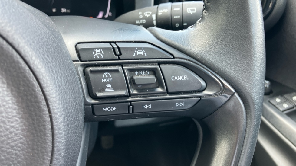 Toyota Yaris Cross 1.5 Hybrid Design 5dr CVT Hybrid Estate - Image 32