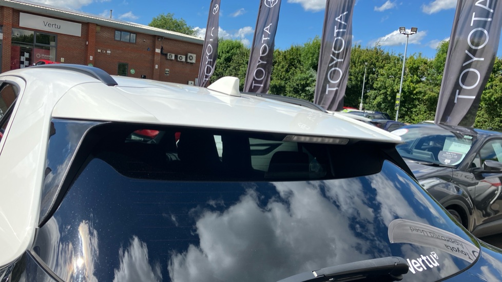 Toyota Yaris Cross 1.5 Hybrid Design 5dr CVT Hybrid Estate - Image 44