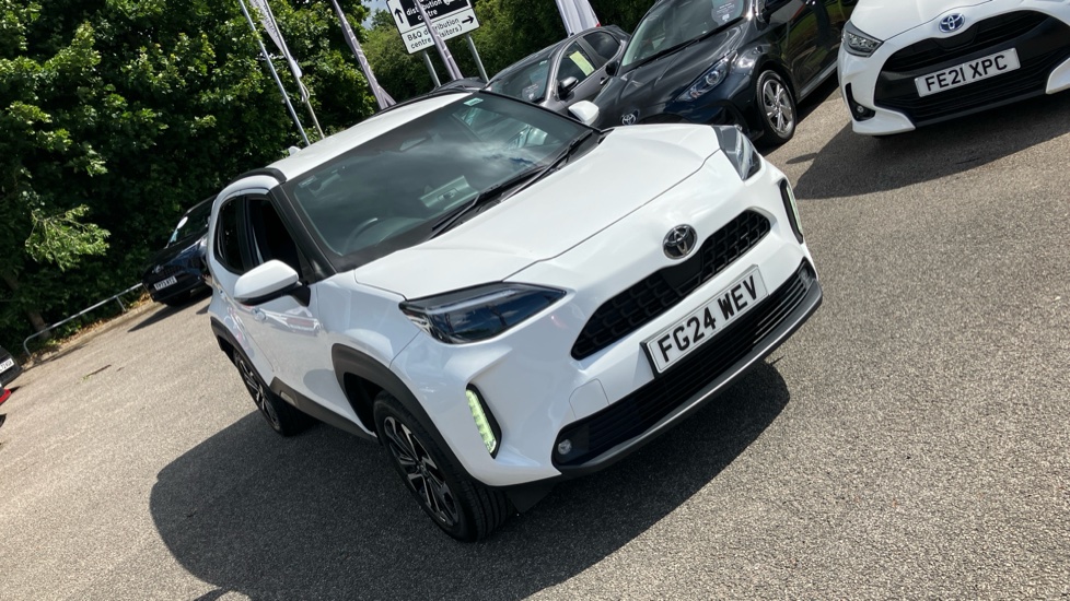 Toyota Yaris Cross 1.5 Hybrid Design 5dr CVT Hybrid Estate - Image 50