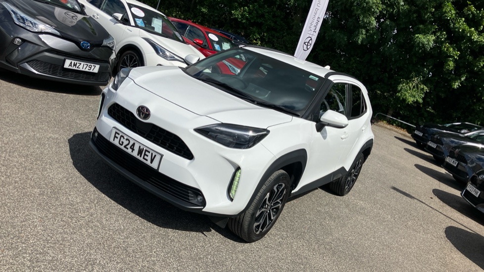 Toyota Yaris Cross 1.5 Hybrid Design 5dr CVT Hybrid Estate - Image 51