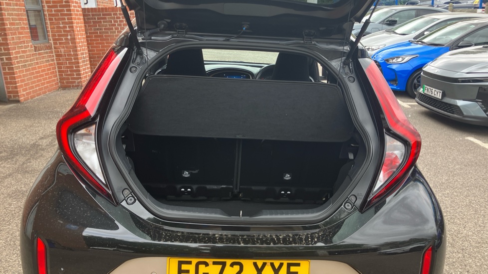 Toyota Aygo X 1.0 VVT-i Exclusive 5dr Auto Petrol Hatchback - Image 13