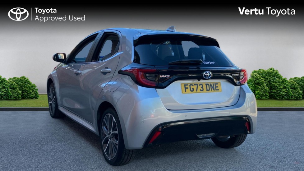 Toyota Yaris 1.5 Hybrid Excel 5dr CVT Hybrid Hatchback - Image 4