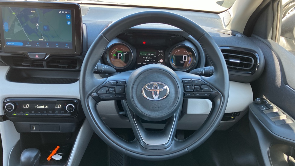 Toyota Yaris 1.5 Hybrid Excel 5dr CVT Hybrid Hatchback - Image 10