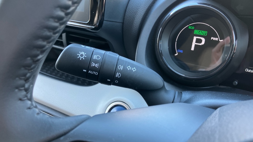 Toyota Yaris 1.5 Hybrid Excel 5dr CVT Hybrid Hatchback - Image 36