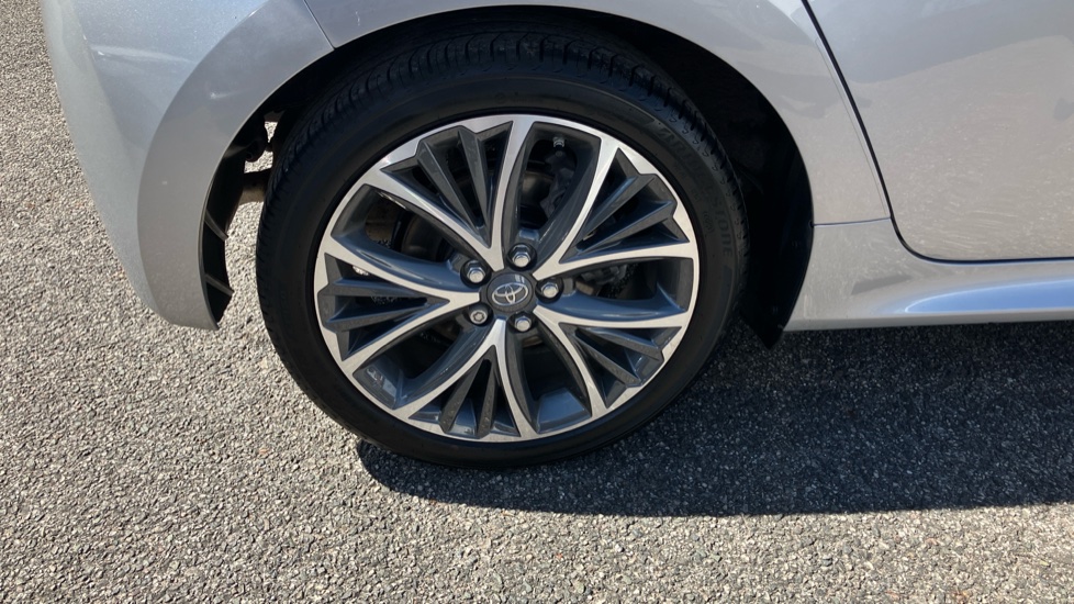 Toyota Yaris 1.5 Hybrid Excel 5dr CVT Hybrid Hatchback - Image 56
