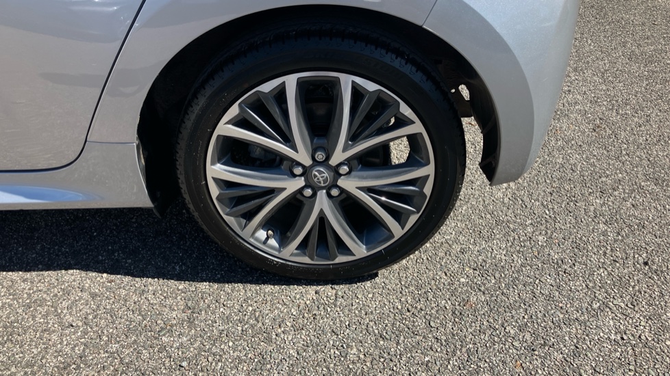 Toyota Yaris 1.5 Hybrid Excel 5dr CVT Hybrid Hatchback - Image 57