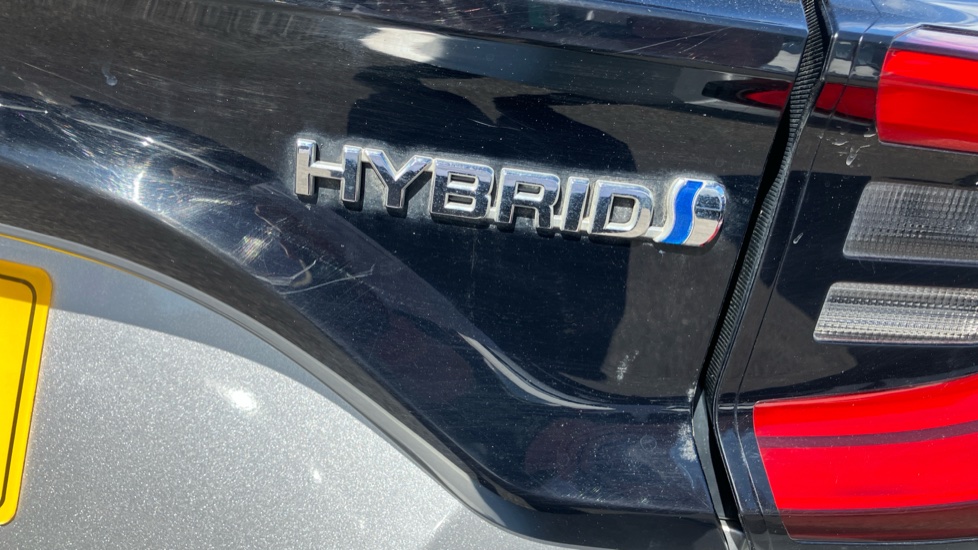 Toyota Yaris 1.5 Hybrid Excel 5dr CVT Hybrid Hatchback - Image 59