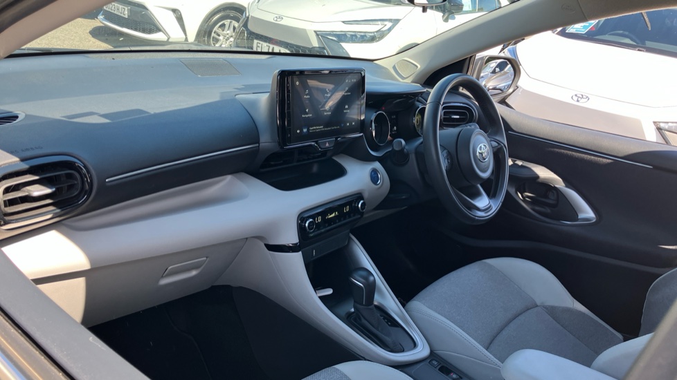 Toyota Yaris 1.5 Hybrid Excel 5dr CVT Hybrid Hatchback - Image 66
