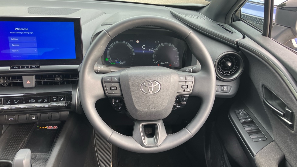 Toyota C-HR 2.0 PHEV Design 5dr CVT Hatchback - Image 7