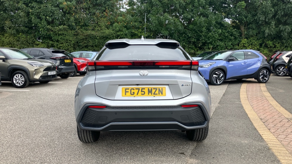 Toyota C-HR 2.0 PHEV Design 5dr CVT Hatchback - Image 26