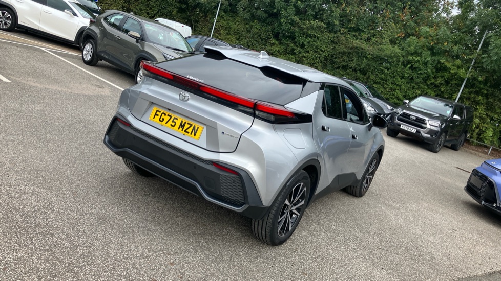 Toyota C-HR 2.0 PHEV Design 5dr CVT Hatchback - Image 59