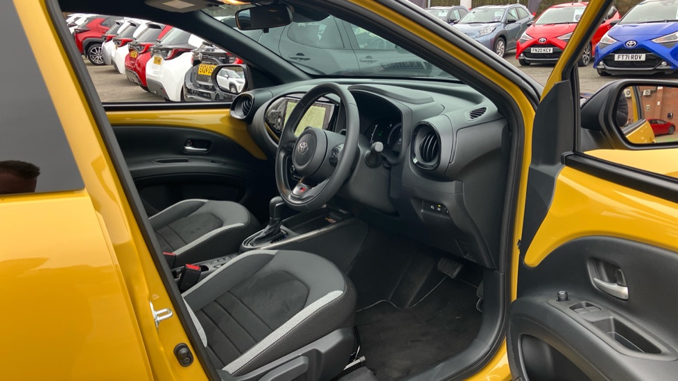 Toyota Aygo X 1.5 Hybrid GR Sport 5dr CVT Hybrid Hatchback - Image 11