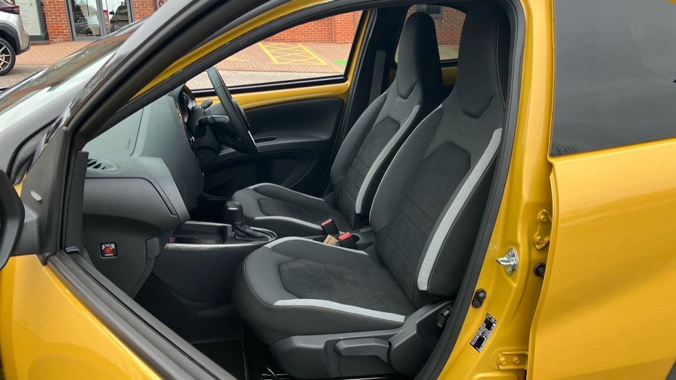 Toyota Aygo X 1.5 Hybrid GR Sport 5dr CVT Hybrid Hatchback - Image 38