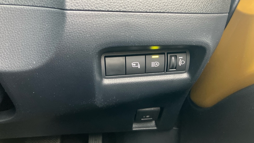 Toyota Aygo X 1.5 Hybrid GR Sport 5dr CVT Hybrid Hatchback - Image 42