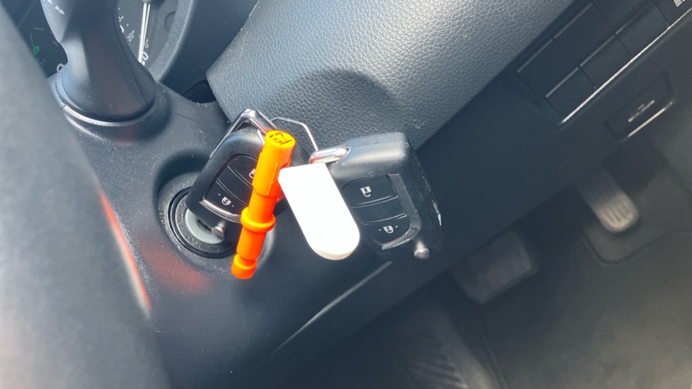 Toyota Yaris 1.5 Hybrid Icon 5dr CVT Hybrid Hatchback - Image 16