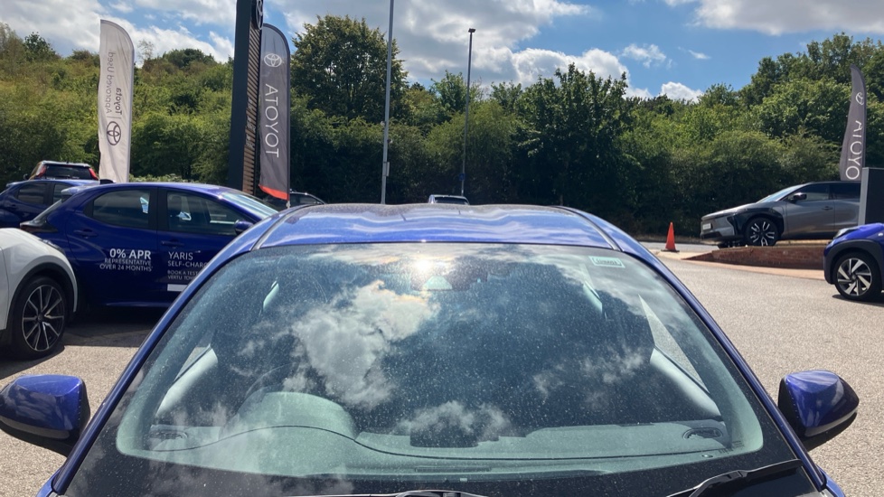 Toyota Yaris 1.5 Hybrid Icon 5dr CVT Hybrid Hatchback - Image 29