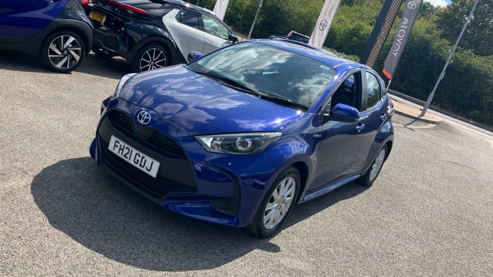 Toyota Yaris 1.5 Hybrid Icon 5dr CVT Hybrid Hatchback - Image 51